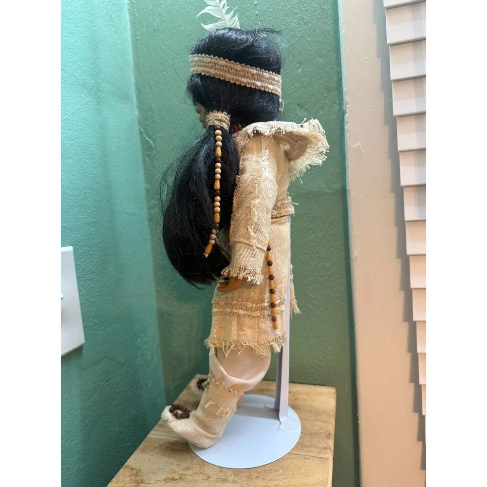 Vintage BRINN'S Native American Porcelain Collectible Doll-18